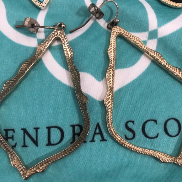 3 Pairs of Kendra Scott Earrings 🎉👏 - Picture 3 of 5